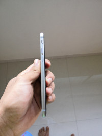 Space Grey Apple  IPhone 6