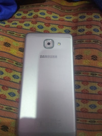 Samsung  Galaxy j7 max