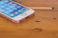 Apple  Iphone SE