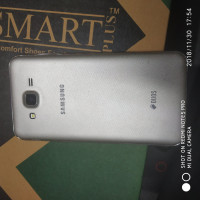 Samsung  Galaxy j7