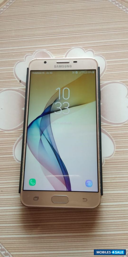 Gold Samsung Galaxy on next 64gb