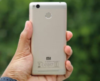 Gold Xiaomi Redmi 3S Prime