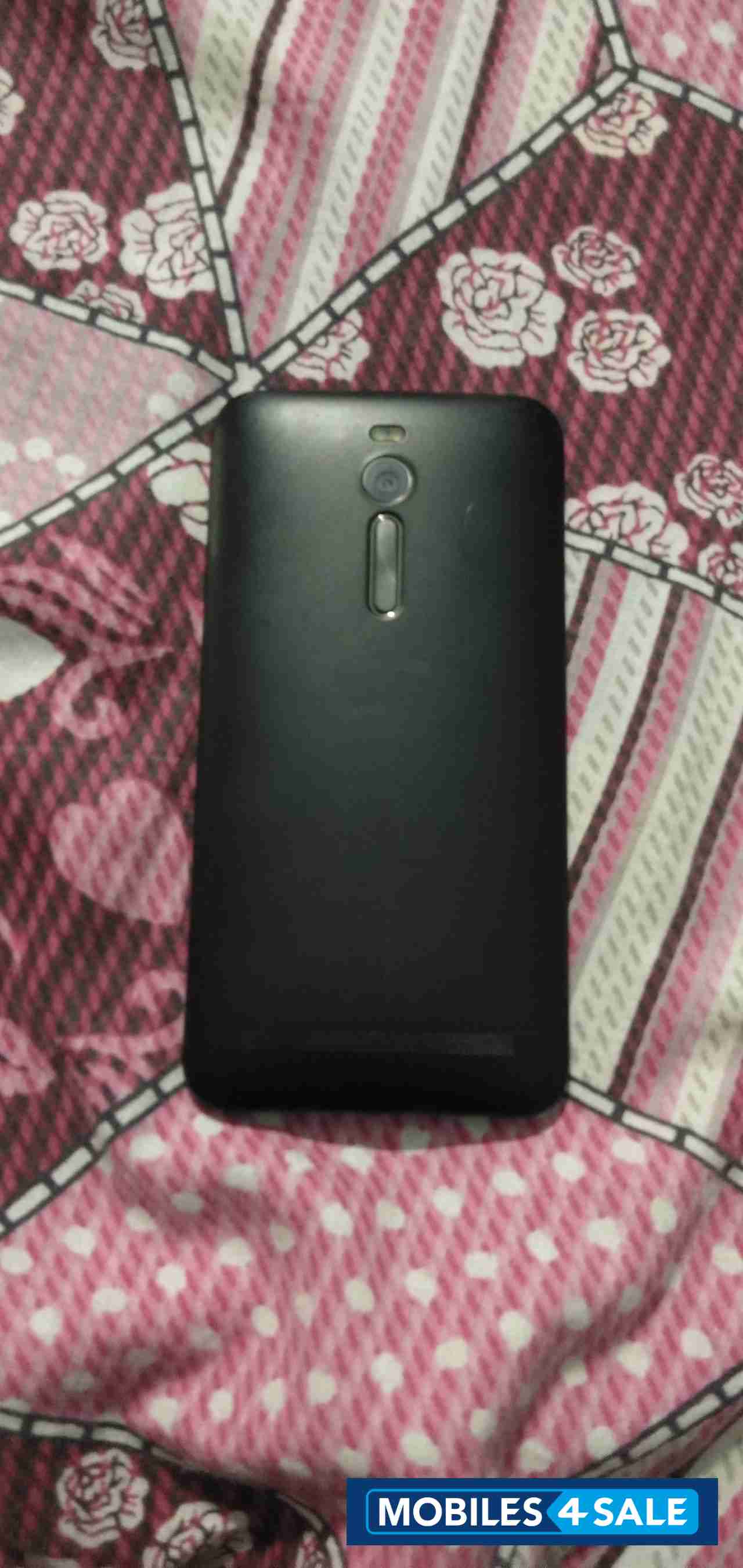 Asus  Zenfone 2 ZE550ML