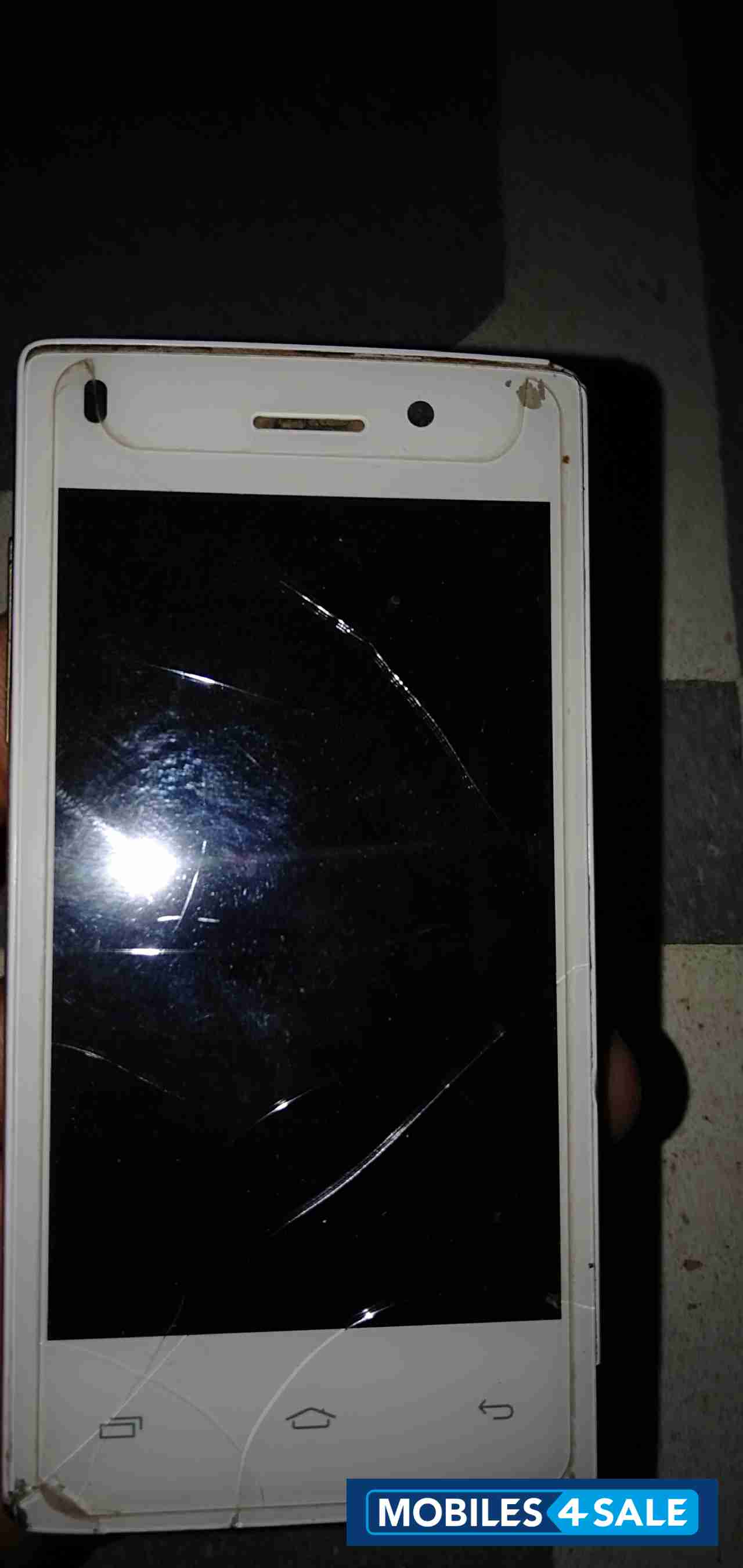 Intex  Aqua y2 altra