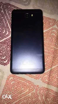 Samsung  galaxy j7 prime