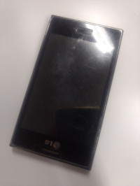 LG  E612