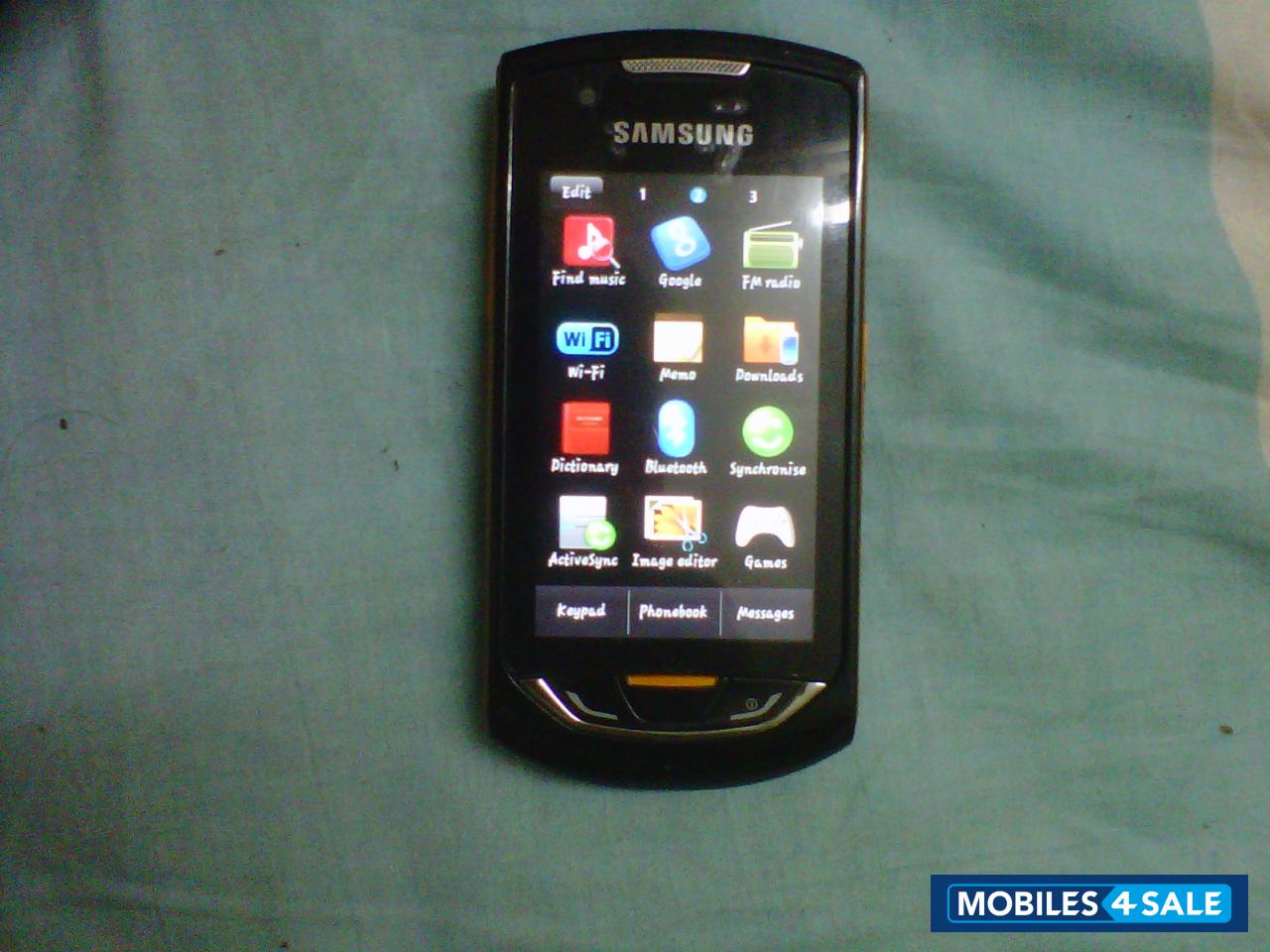 Black Samsung Monte