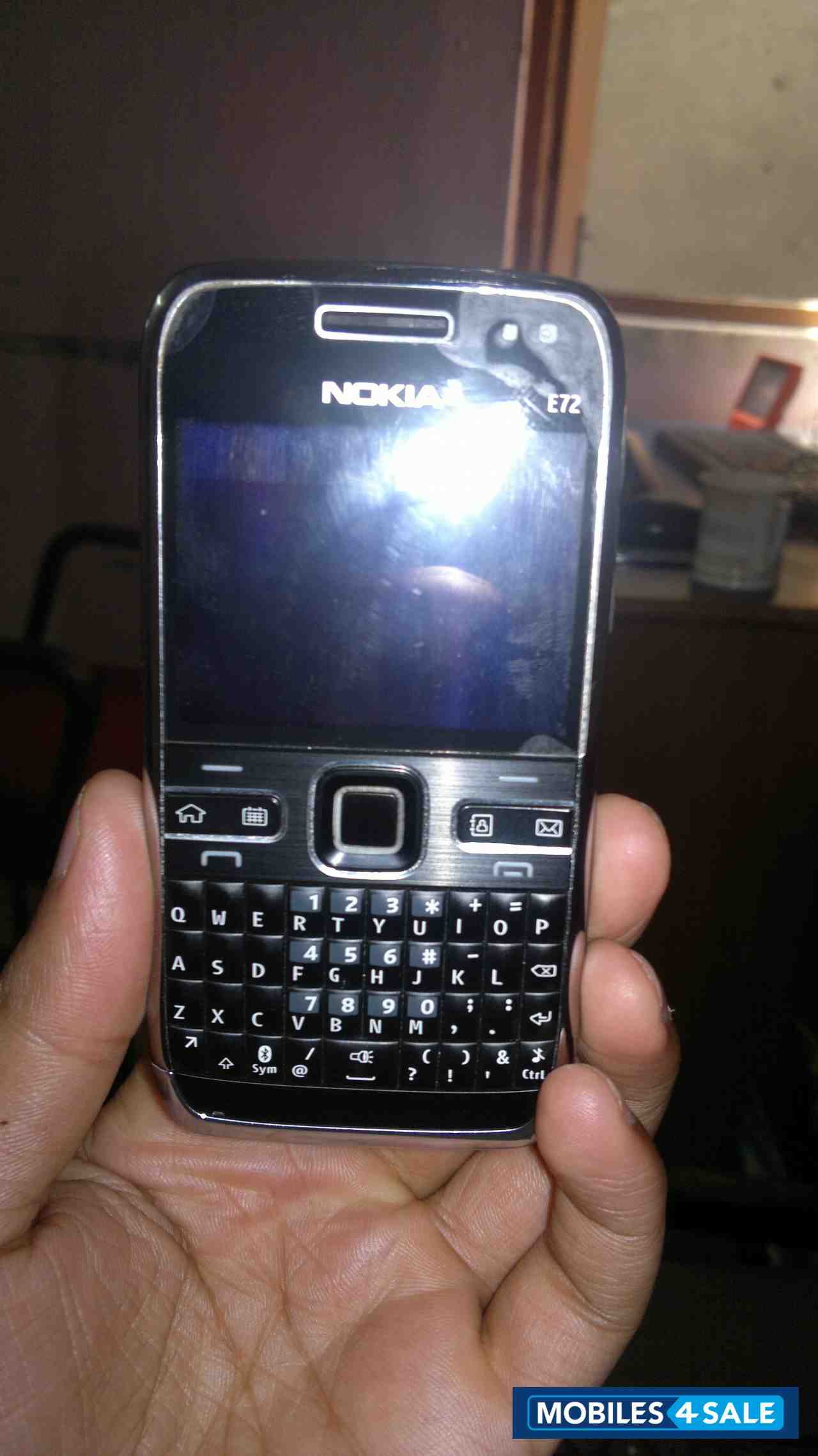 Black Nokia E72