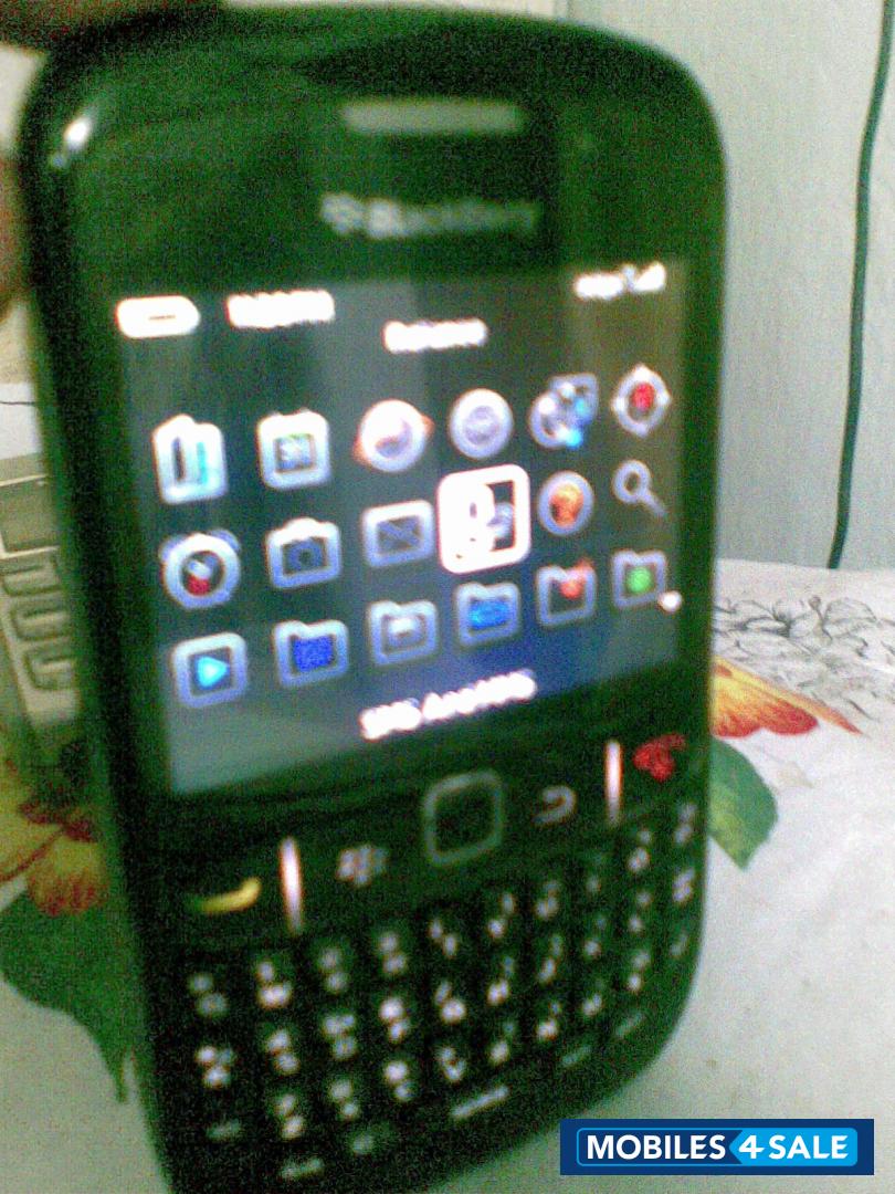 Black BlackBerry Curve