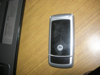 Black& Silver Motorola W213