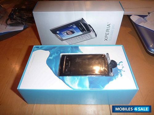 Black Sony Ericsson Xperia X10