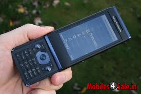 Black Sony Ericsson