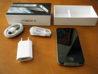 Black,white Apple iPhone 4