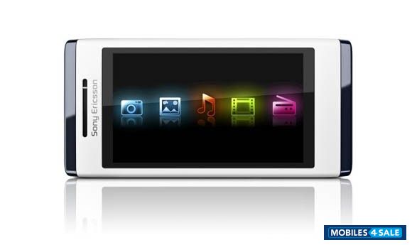 White Sony Ericsson aino u10i