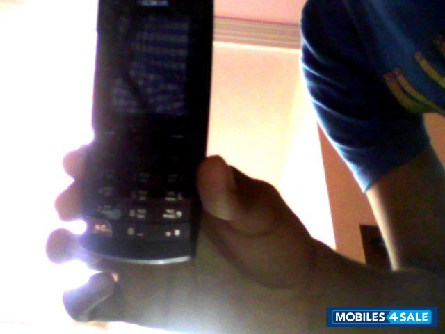 Black Nokia X-series X1-01