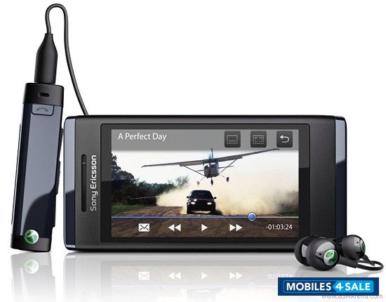 Black Sony Ericsson  aino