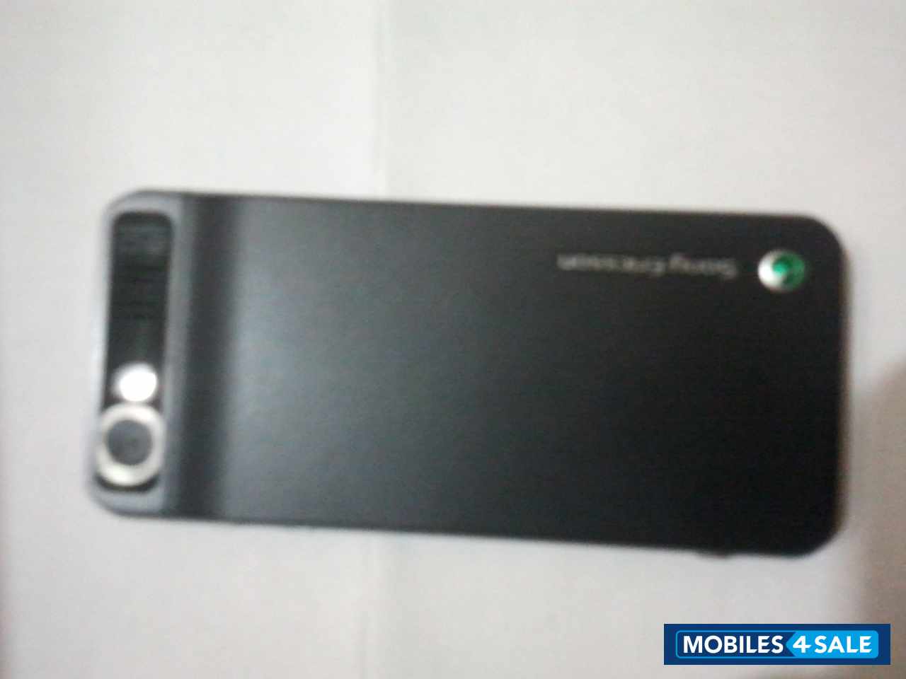 Grey Sony Ericsson S302 Grey Sony Ericsson S302