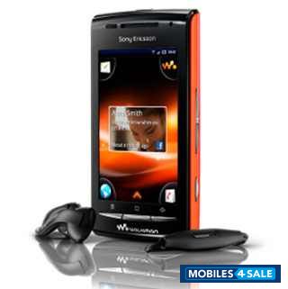 Black Sony Ericsson W800