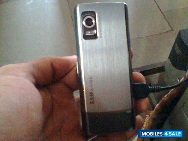 Silver Samsung SGH-L700