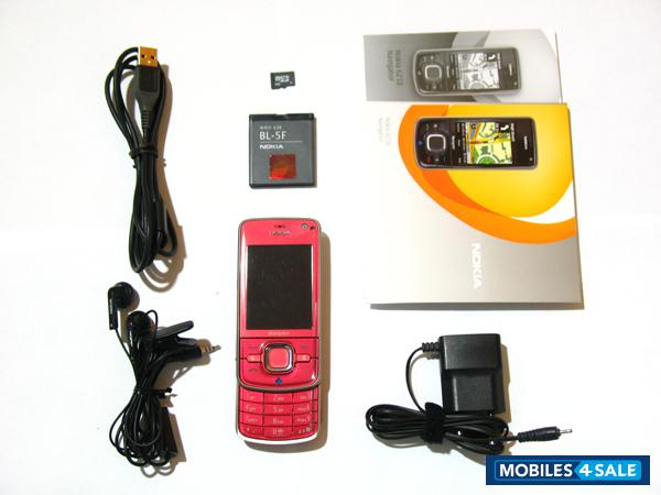Red Nokia 6210 Navigator