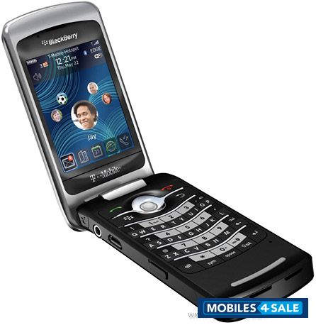 Black BlackBerry Pearl Flip 8220