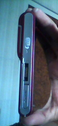 Maroon Sony Ericsson  SATIO (IDOU)