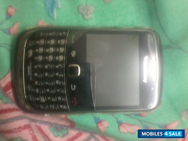 Black BlackBerry Curve 9300