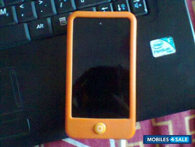 Black Apple iPod Black Apple iPod