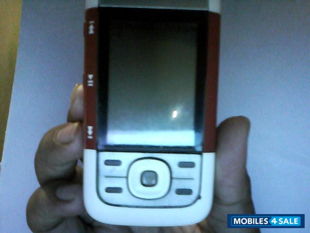 White-red Nokia XpressMusic 5300
