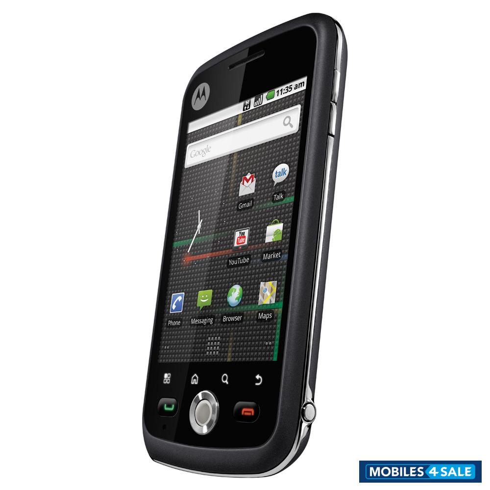 Black Motorola  XT502