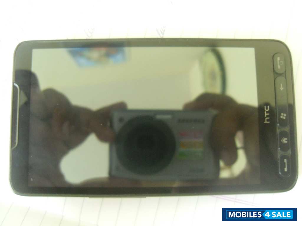 Black HTC HD2