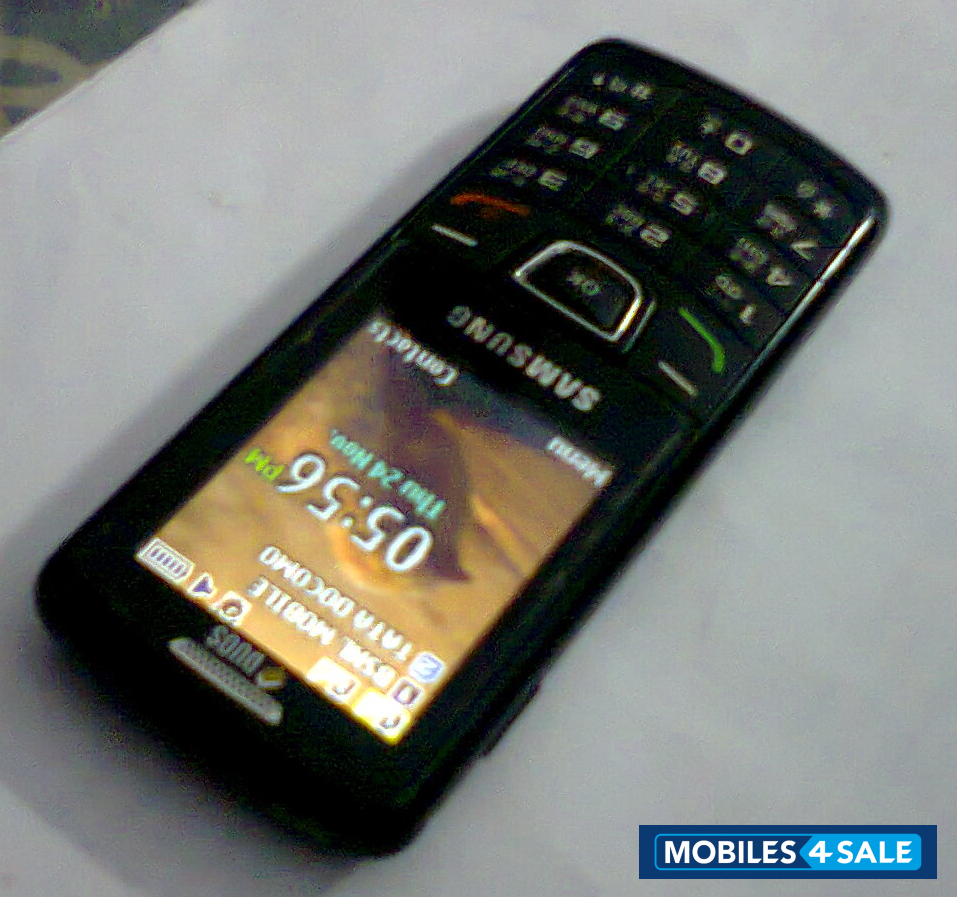 Black Samsung Guru-series GT-E1252