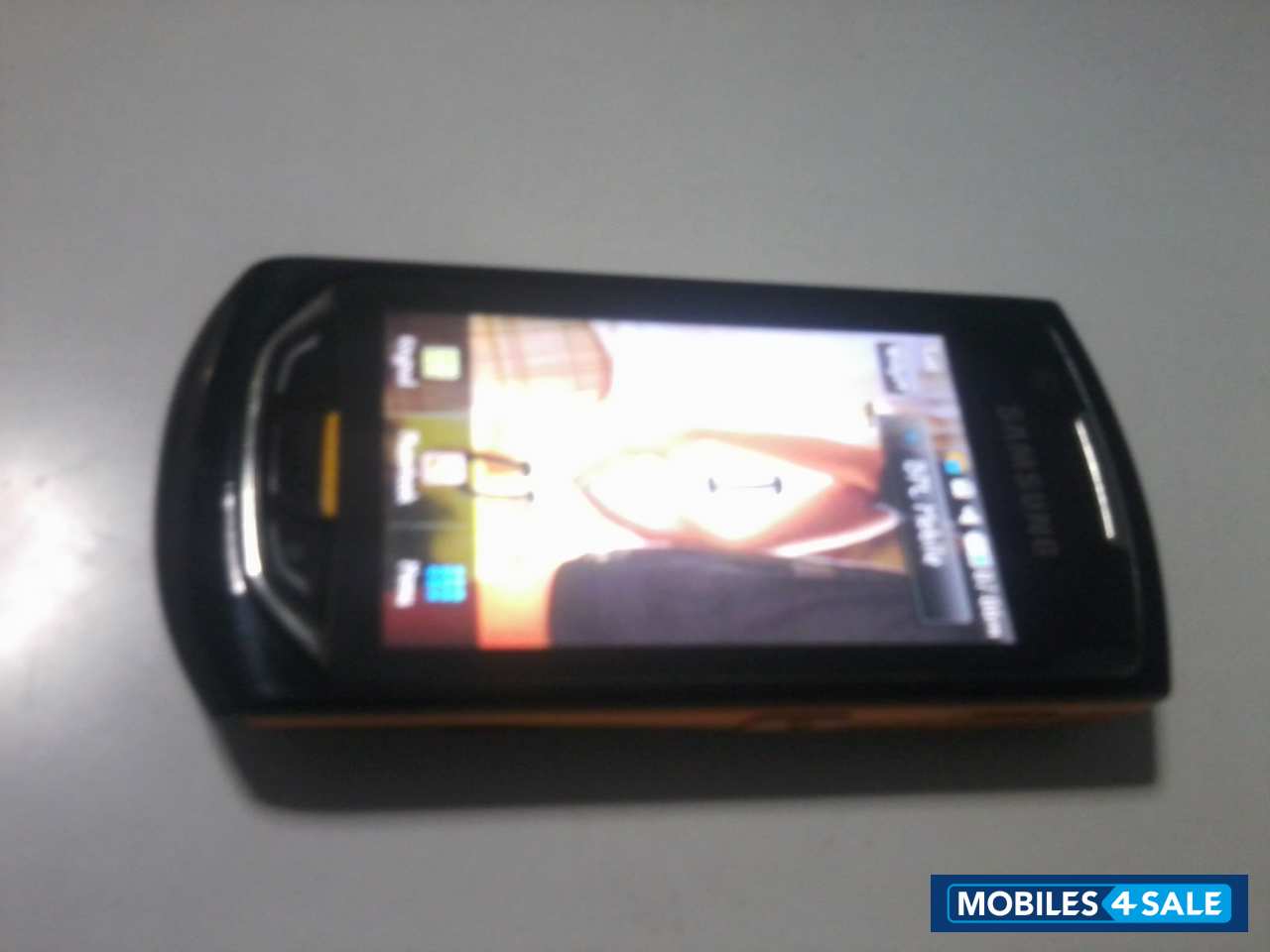 Black Samsung Monte