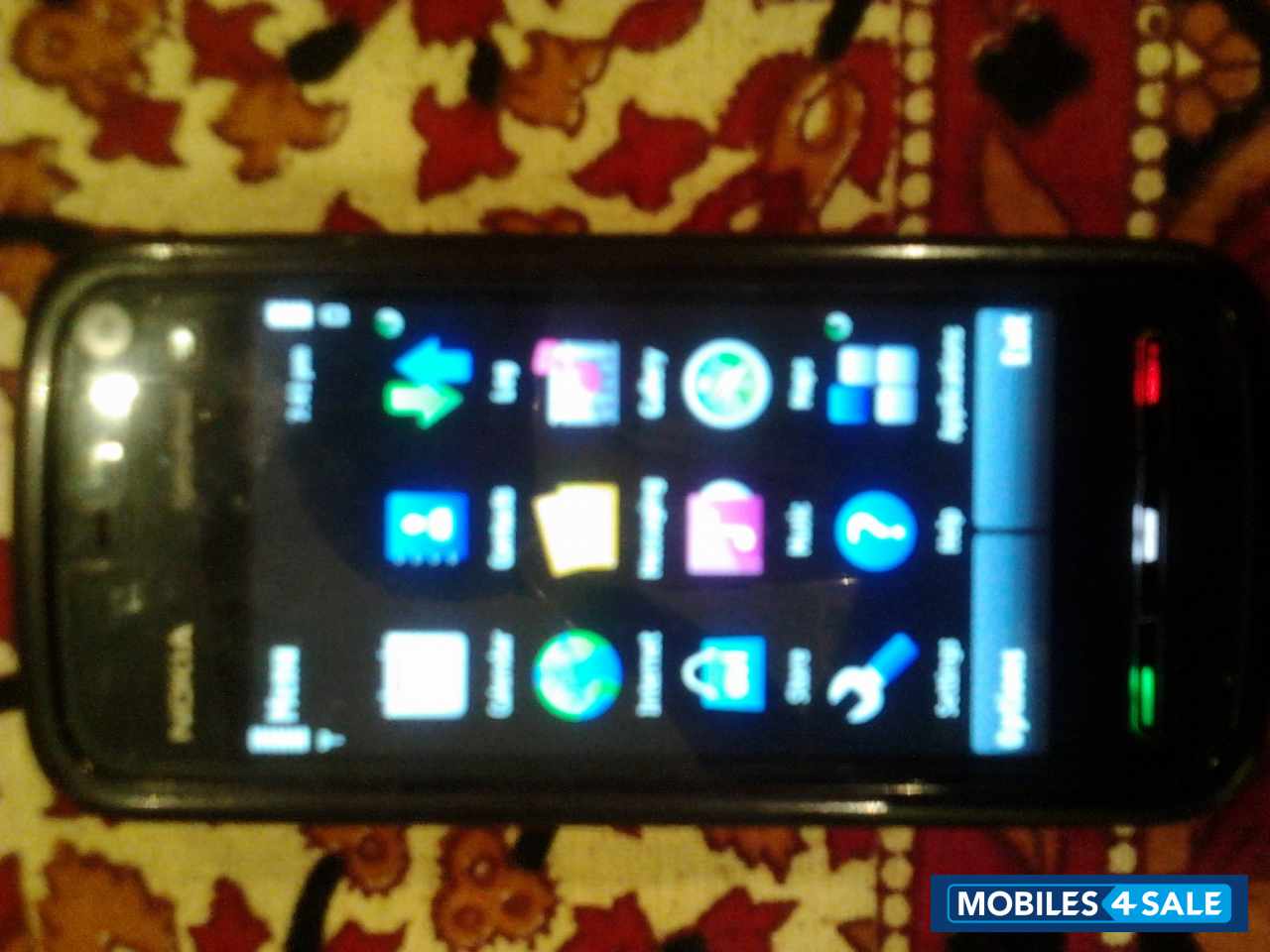 Black With Red Theme Nokia XpressMusic 5800