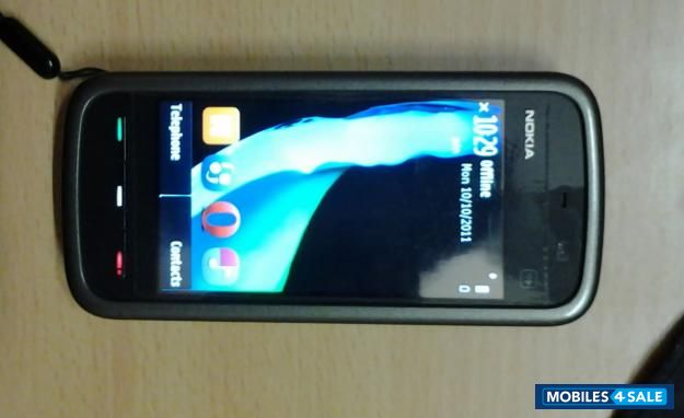 Grey Nokia 5233