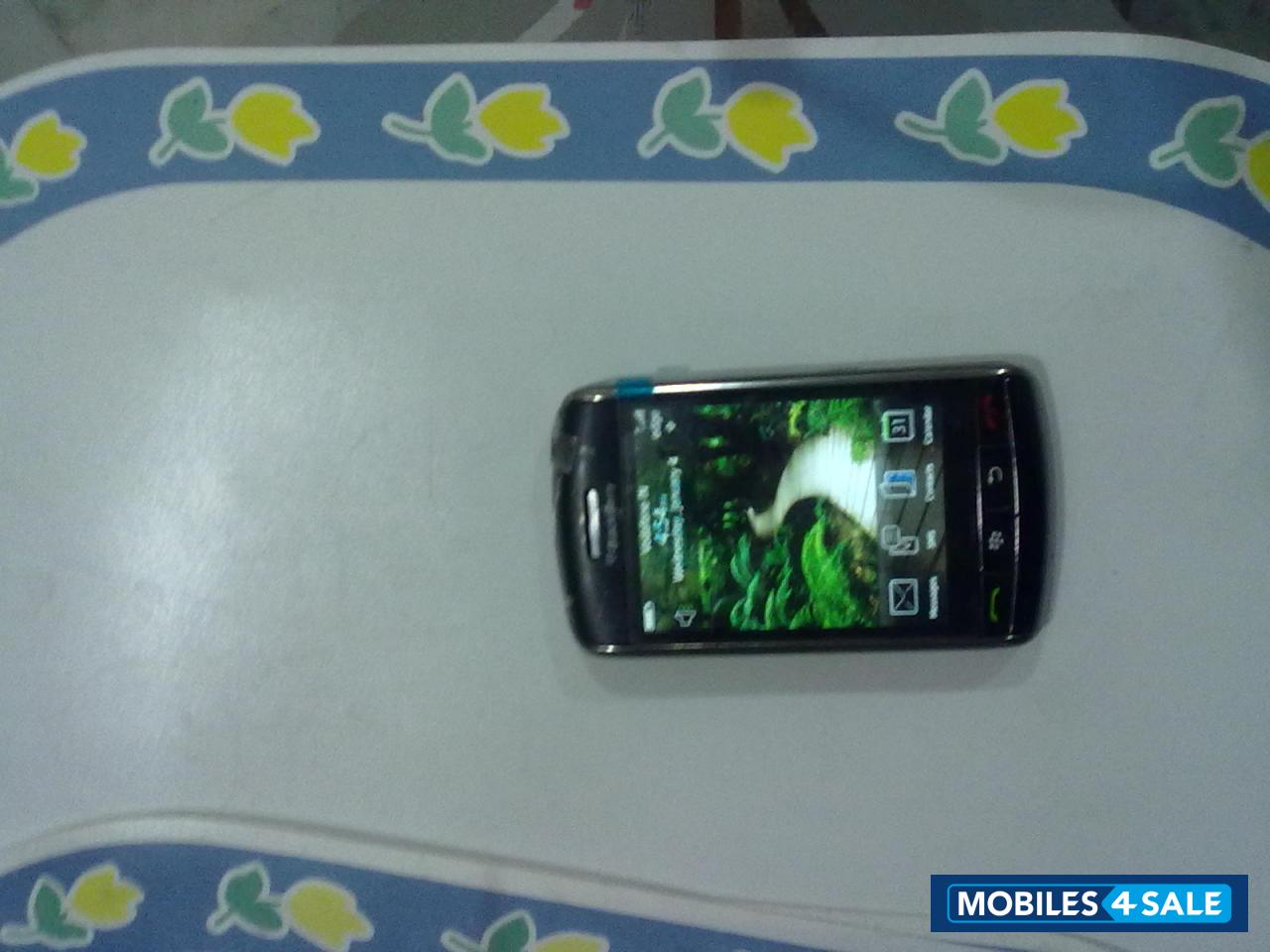 Black BlackBerry Storm