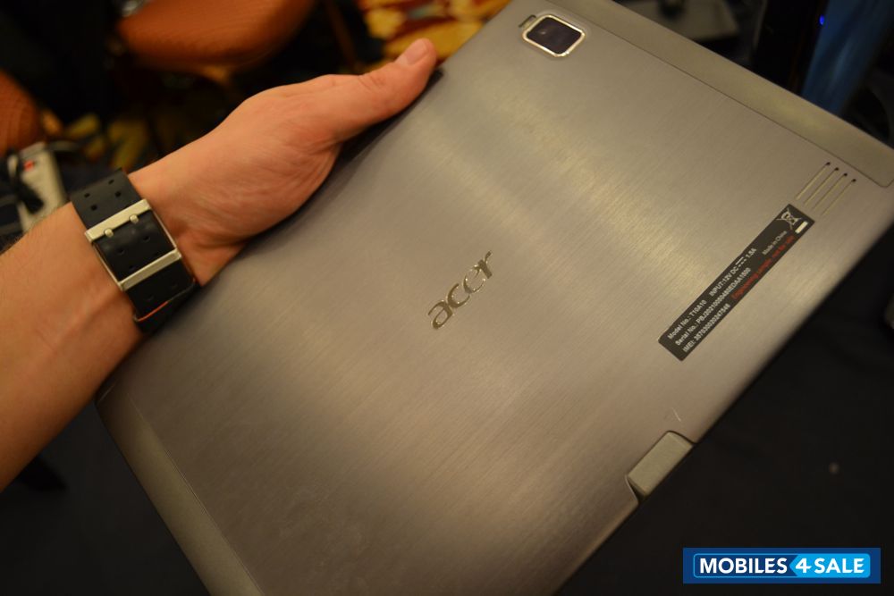 Black Acer Iconia Tab A500