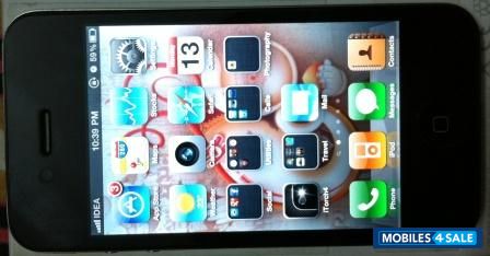 Black Apple iPhone 4 Black Apple iPhone 4
