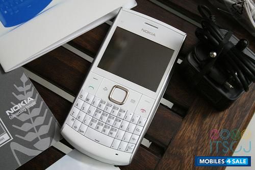 White Nokia X2