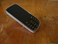 White Samsung Chat C3222