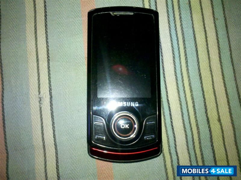 Black On Red Samsung Metro