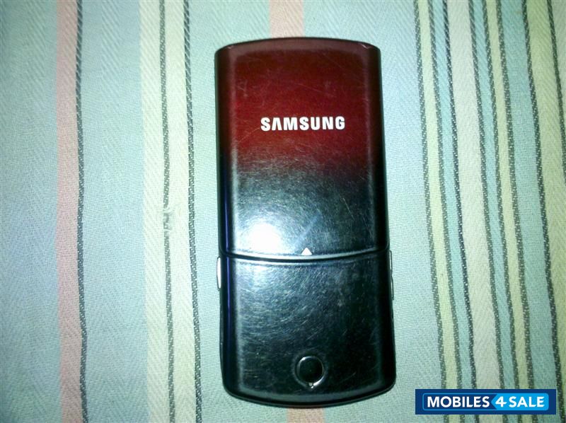 Black On Red Samsung Metro