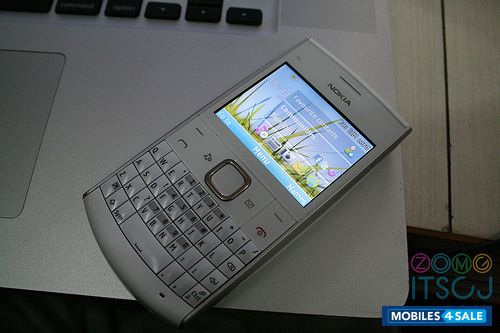 Silver Nokia X2-01