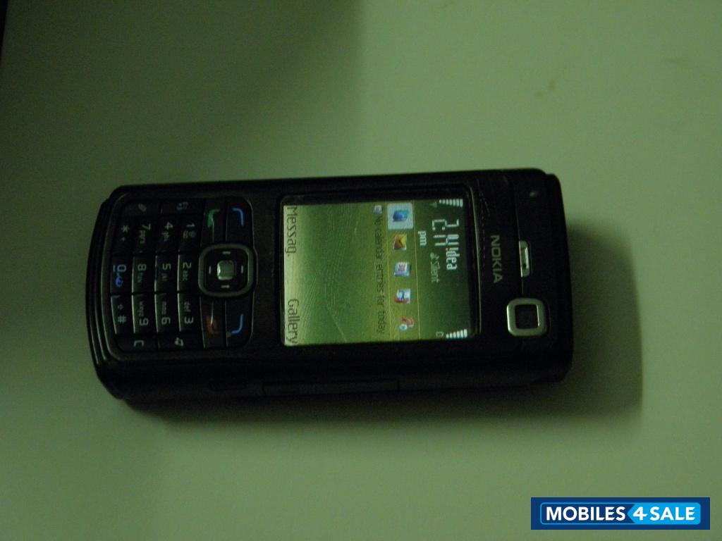 Black Nokia N70 Music Edition
