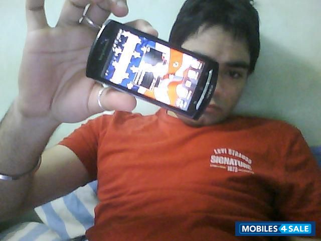 Blue/black Sony Ericsson Xperia neo V