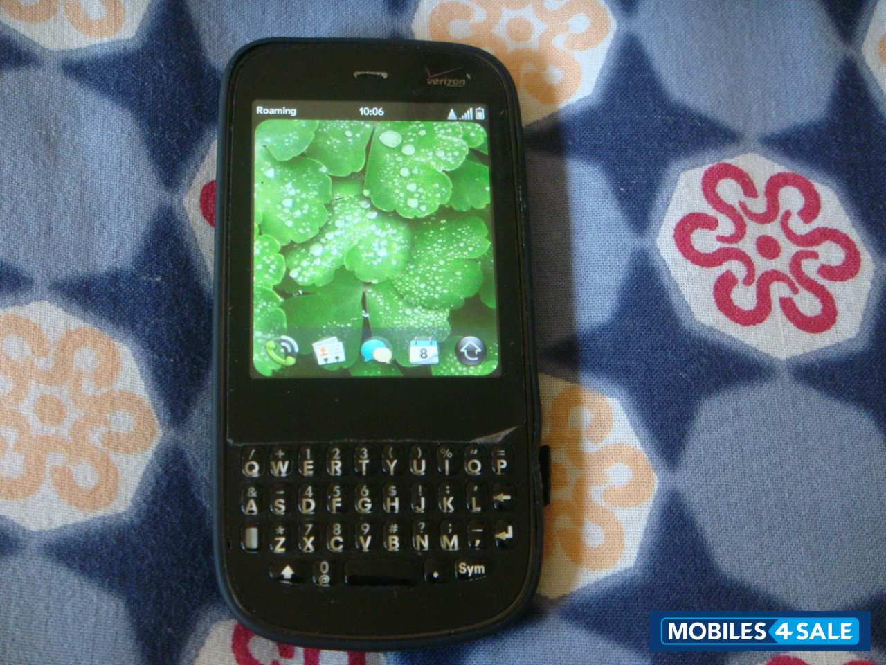 Black Palm  Pixi Plus CDMA