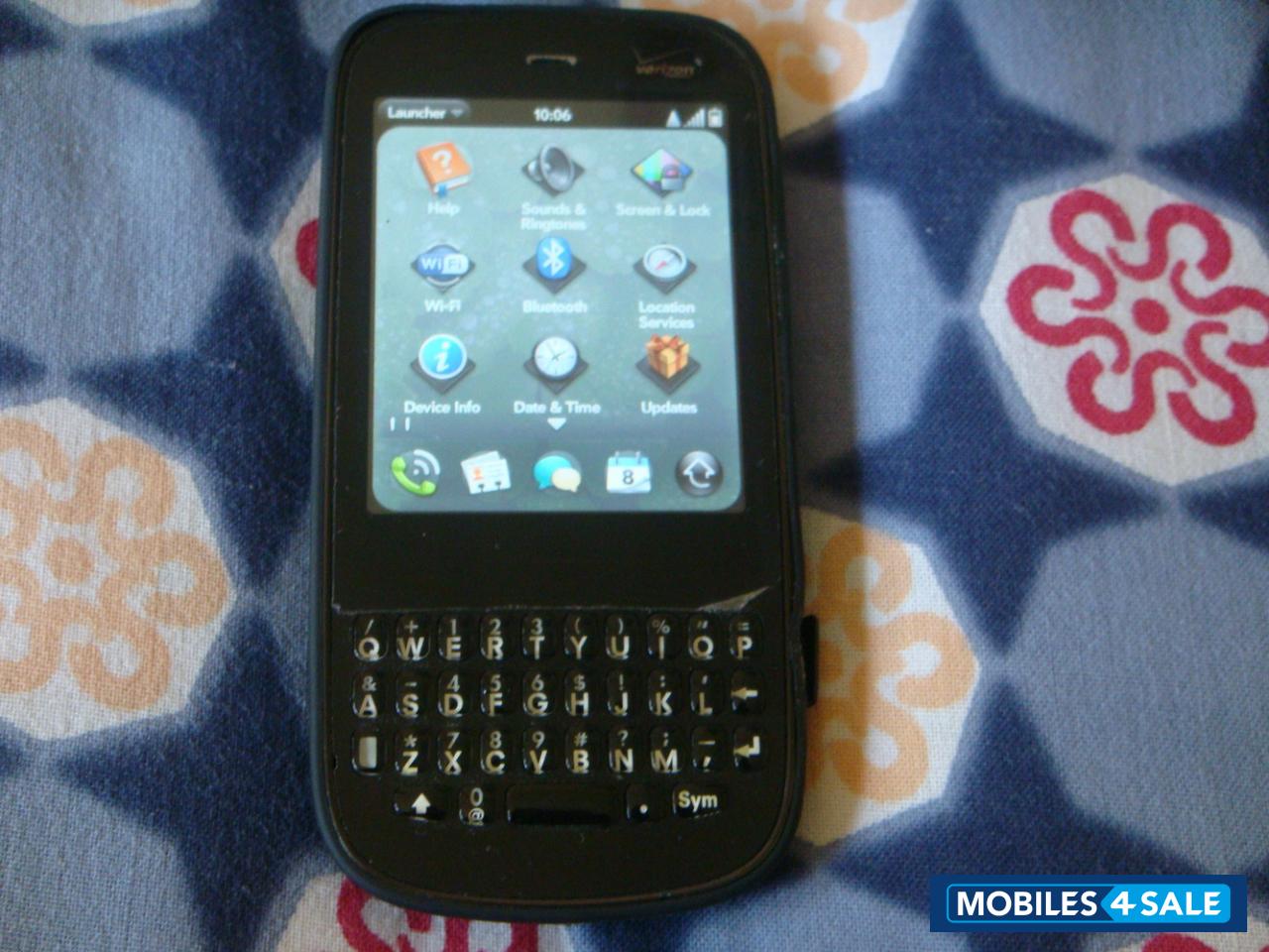 Black Palm Pixi Plus CDMA Black Palm Pixi Plus CDMA