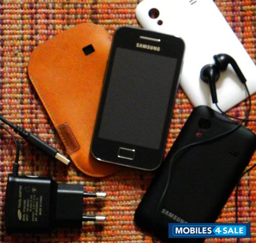 Black, Extra White Back Cover Samsung Galaxy Ace