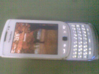 White BlackBerry Torch 9810
