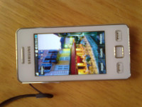 White Samsung GT-S5263